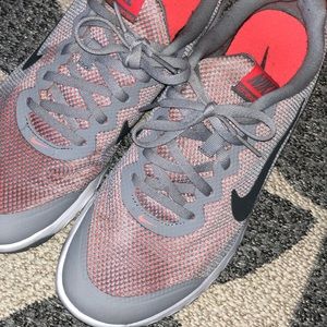 Women’ Nike FLUKNIT LUNAR3